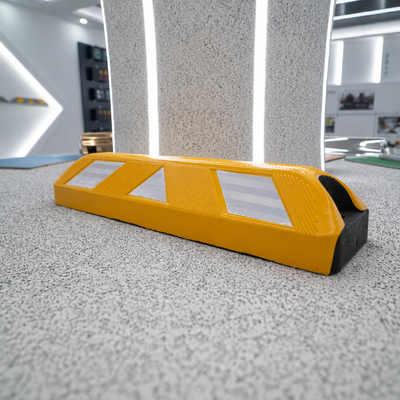 買う Heavy Duty Rubber Parking Wheel Stop for Parking Lots & Garages オンライン製造