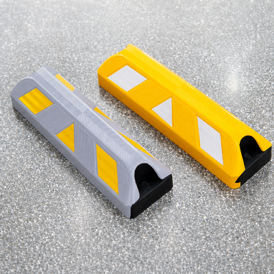 買う Reflective Rubber Wheel Stop for Commercial Parking Areas Asphalt & Concrete Surfaces オンライン製造